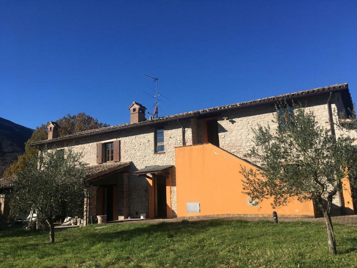 Casa Vinto Hotel Cagli Exterior foto